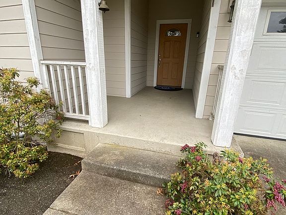 2nd image of 615 Darby Dr