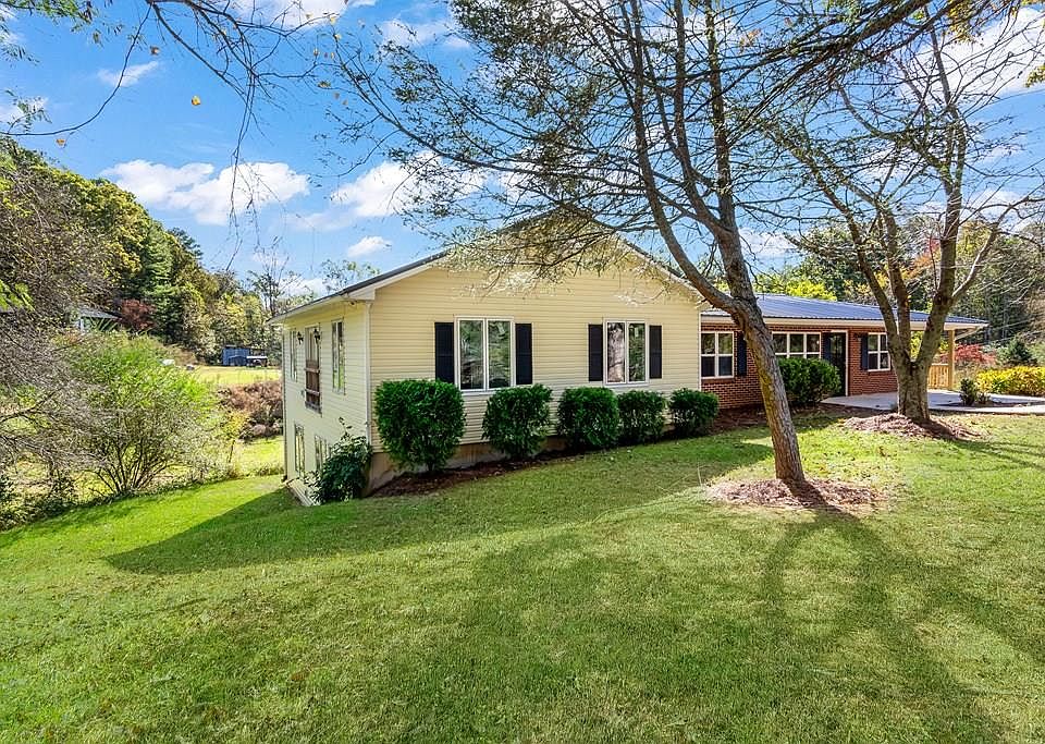 1st image of 55 Mount Pleasant Dr