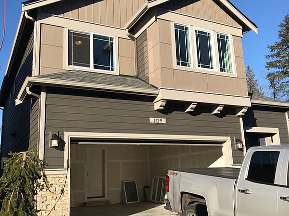 3rd image of 1129 150th St SW