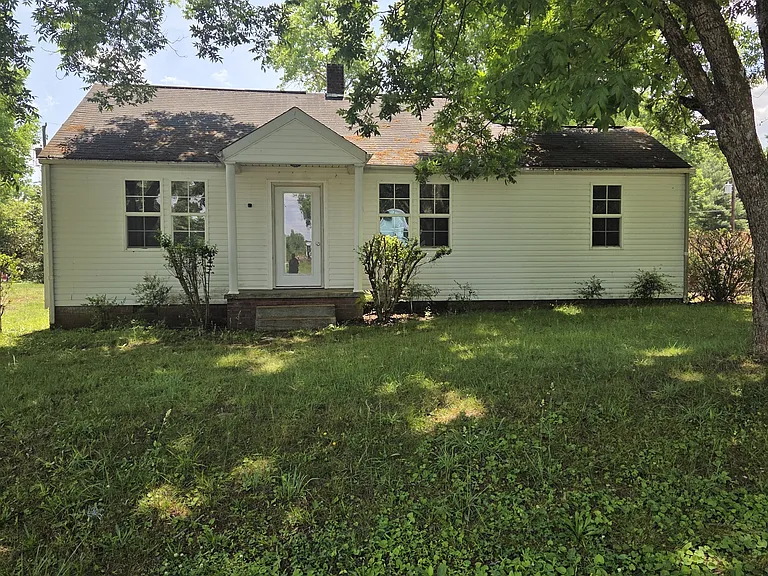 254 H West Cir — Photo 1