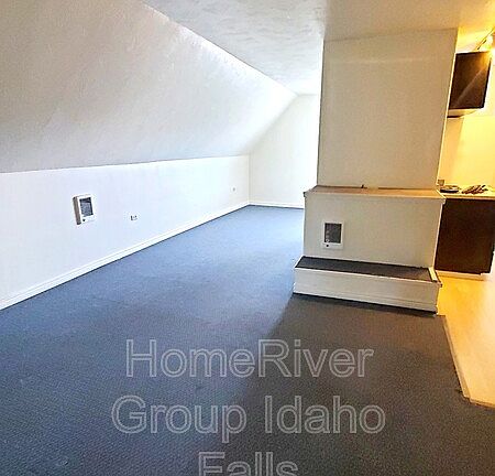 4th image of 400 N Eastern Ave #5