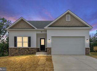 194 Larimar Ln, Inwood, WV 25428