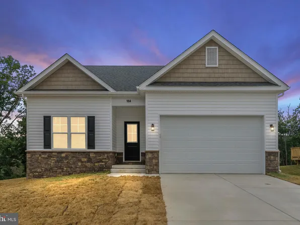 194 Larimar Ln, Inwood, WV 25428