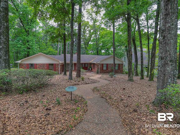 3rd image of 7323 Wild Oaks Rd