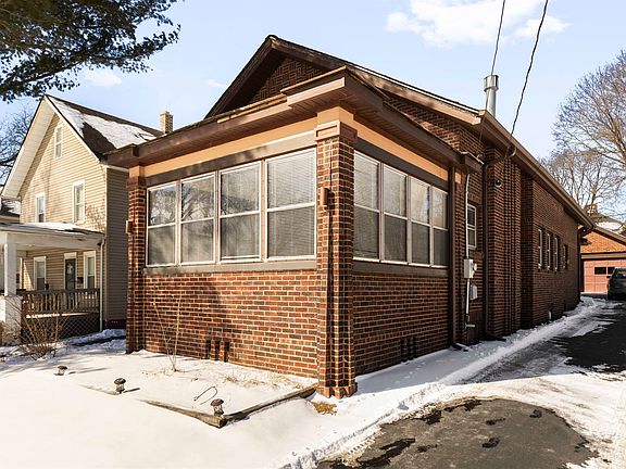 2nd image of 1108 North Ave