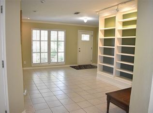 8711 Birdwood Rd, Houston, TX 77074