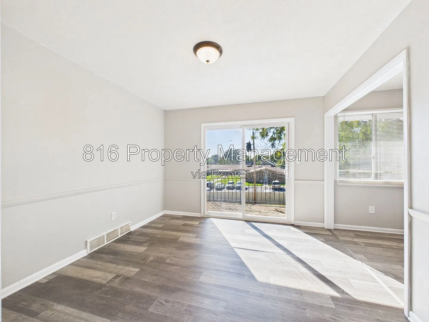 2 bed, 1.0 bath, 1020 sqft, $925 — Photo 4