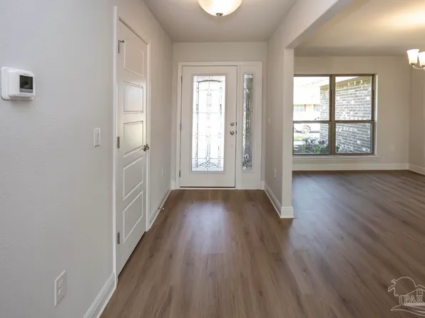 5363 Hidden Pines Cir, Milton, FL 32583