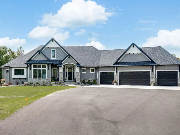 4906 NE 139th Ave NE, Ham Lake, MN 55304