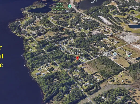 3792 Atlantis Dr, Southport, FL 32409