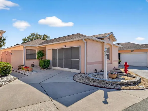 954 Avalon Ave, Lady Lake, FL 32159