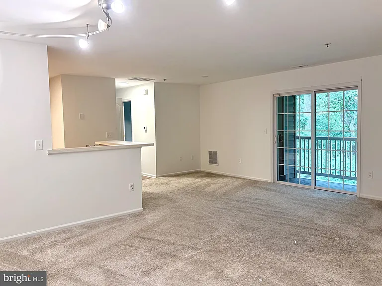 135 Natalie Rd — Photo 7