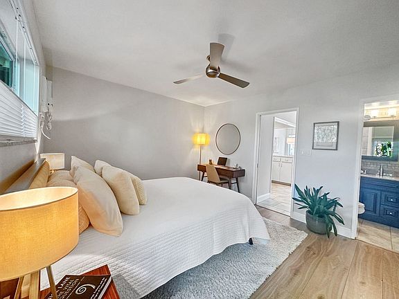 4th image of 3912 NE 22nd Avenue #B2