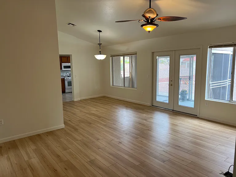 Living room, dinning room.