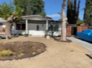 22119 Bassett St, Canoga Park, CA 91303