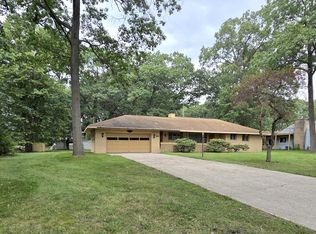 1465 Holton Rd, Muskegon, MI 49445