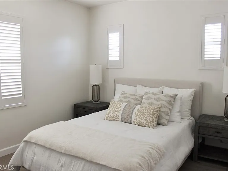 1327 Corte Alemano — Photo 42