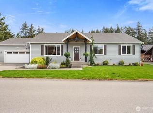 171 9th St NW, Carbonado, WA 98323