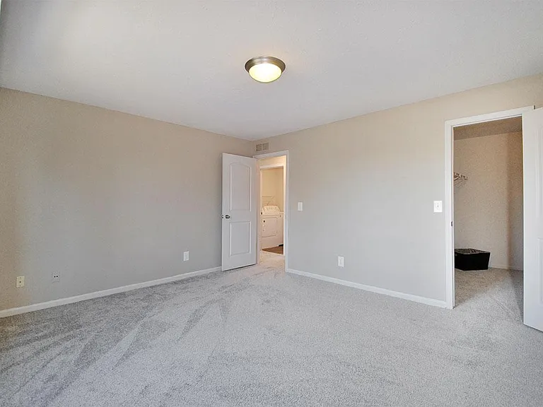 Canterbury Park Apartments — Photo 13
