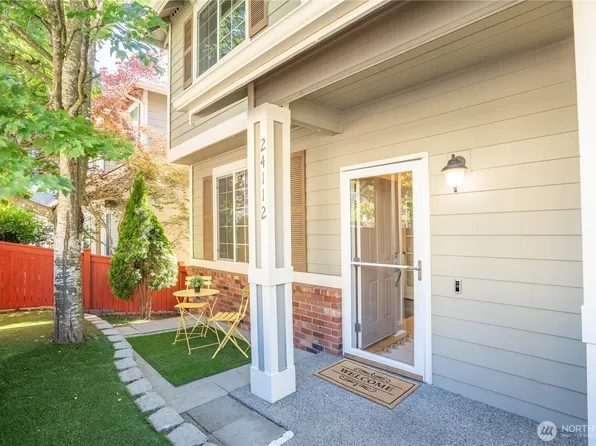24112 40th Avenue SE, Bothell, WA 98021