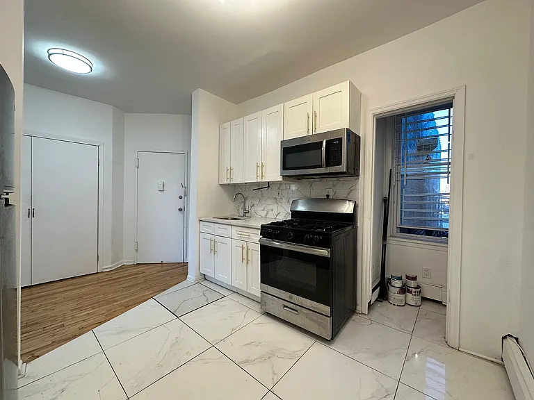 196 Clinton Ave #45E — Photo 3