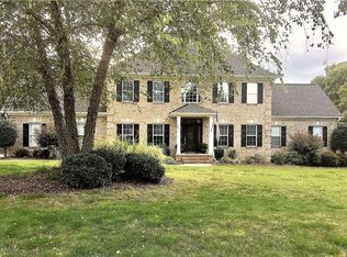 6815 Buckley Dr, Summerfield, NC 27358