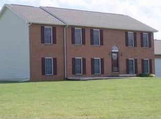 13419 Rhodes Ct, Clear Spring, MD 21722