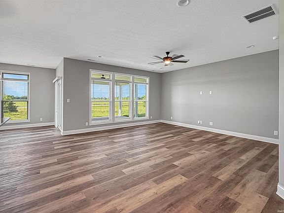 5th image of 435 Haddington Ln