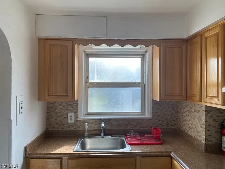 2612 Whittier Pl — Photo 6