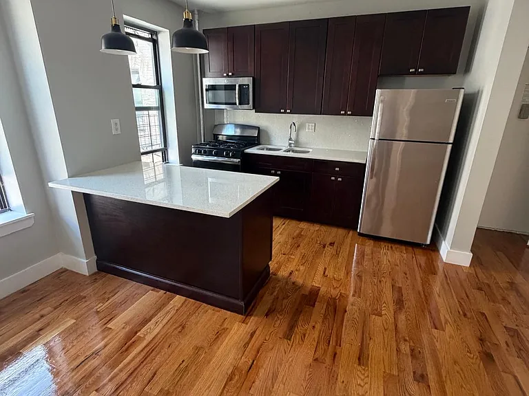 1520 Carroll St #3F — Photo 7