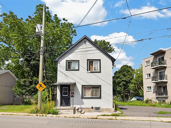 3rd image of 193 York St