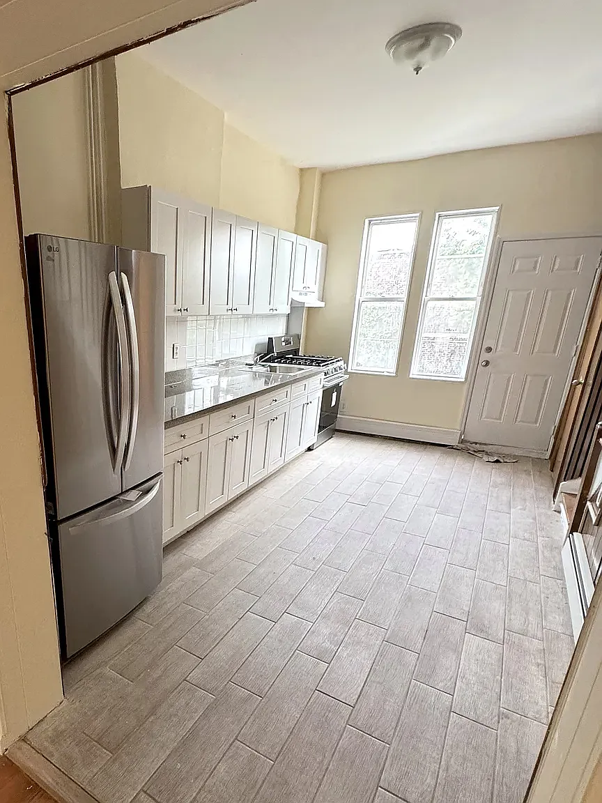 41-11 20th Avenue — Photo 1
