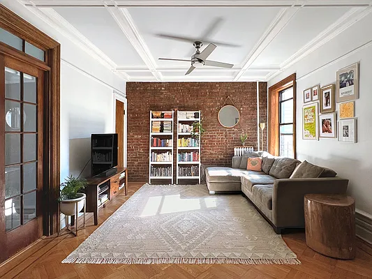 Sold by Compass | media 1