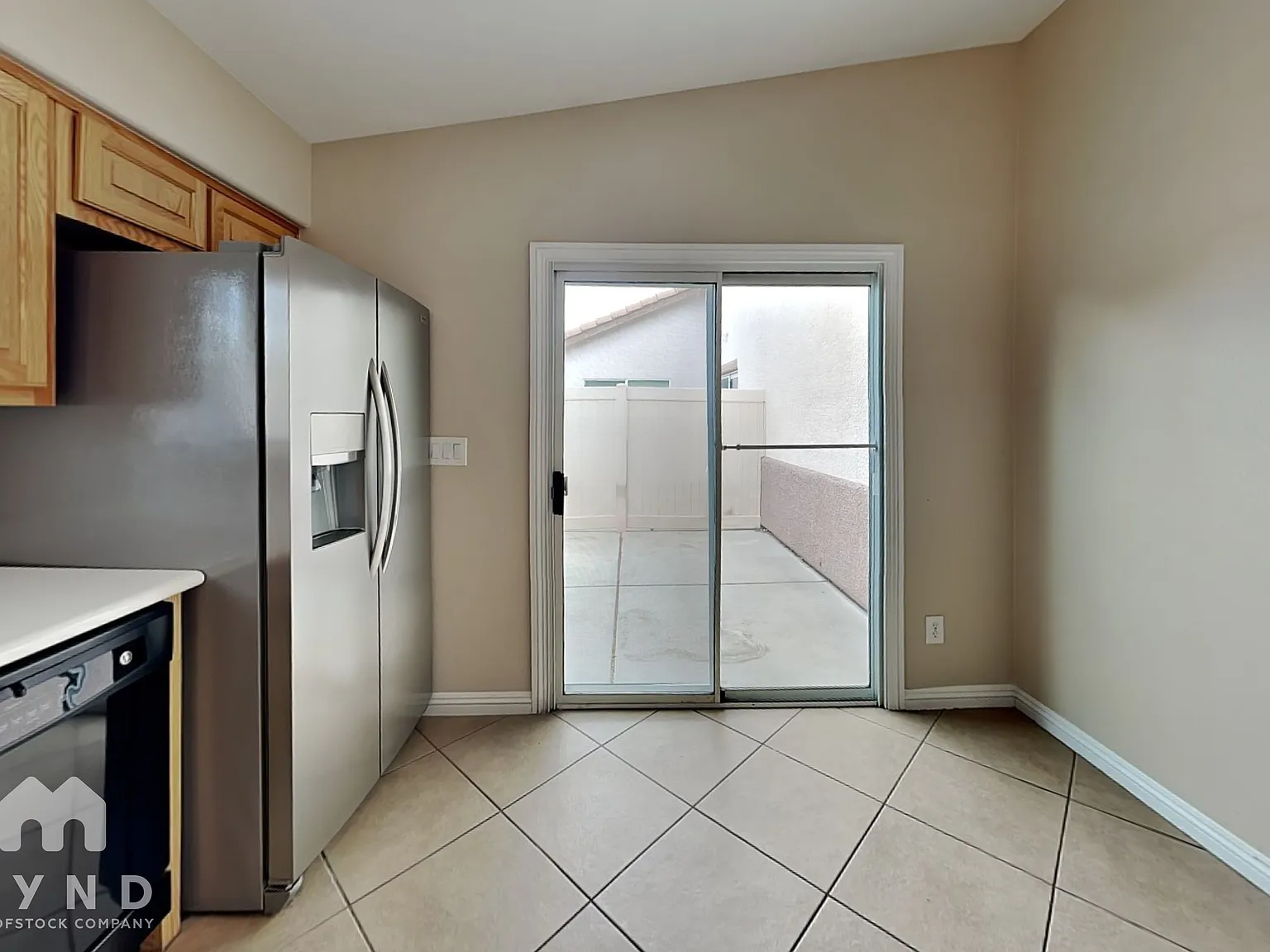3 bed, 2.0 bath, 1202 sqft, $1,865 — Photo 4