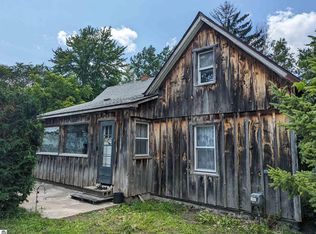 145 N Mackinaw Rd, Au Gres, MI 48703