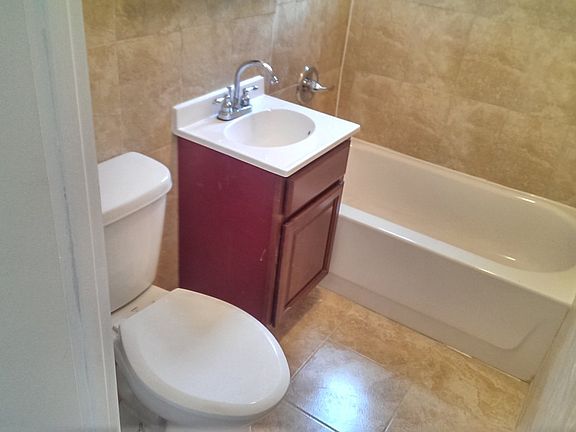 4th image of 2816 8th Ave APT 5F