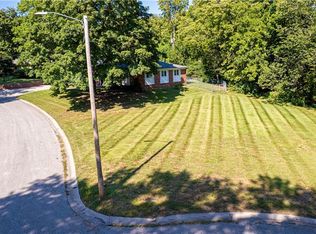 Miller Rd, Saint joseph, MO 64506