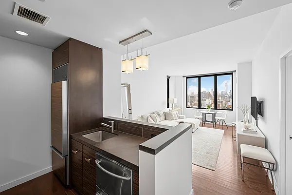 Rented by Compass | media 4