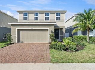 1712 Oceania Ave, Davenport, FL 33837