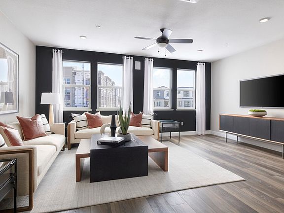 Plan 7 Gathering Room