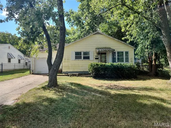 408 E Spencer St, Cuba, MO 65453