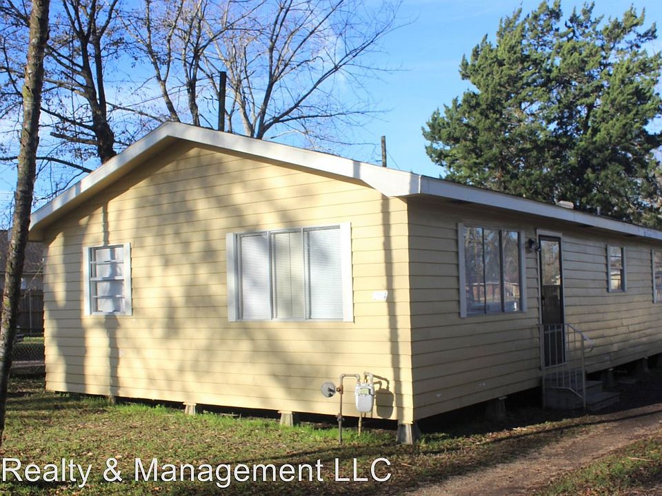 1st image of 204 Belizare St