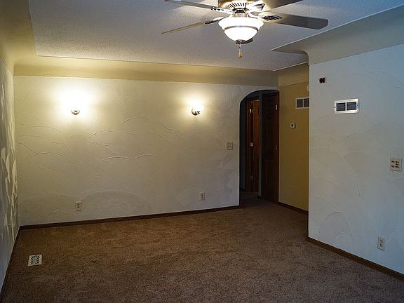 2nd image of 5369 Portland Ave