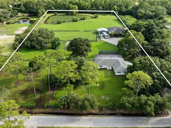 5680 SW Grove St, Palm City, FL 34990