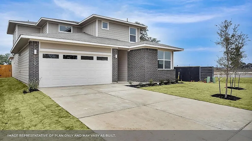 13608 Lubeck Dr — Photo 1