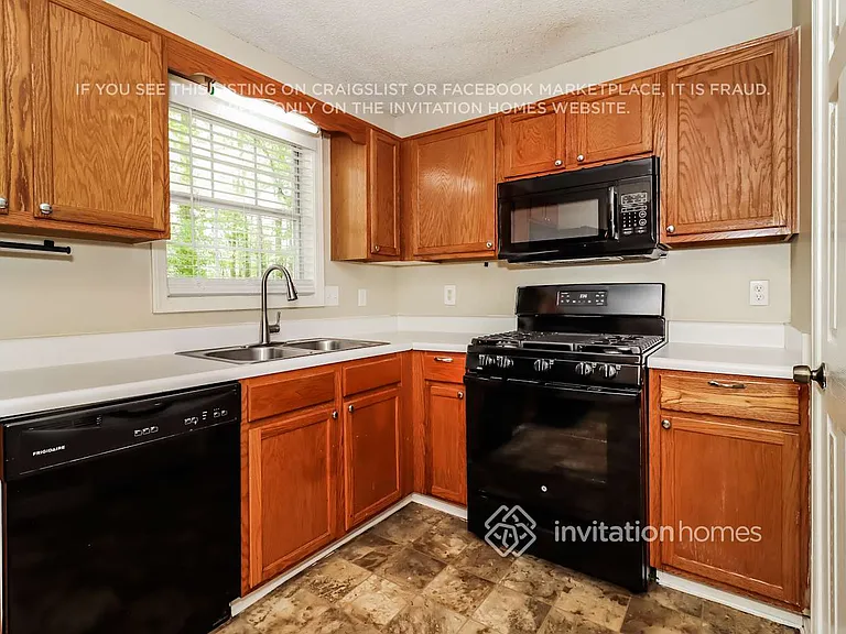 309 Ivy Brook Dr — Photo 9
