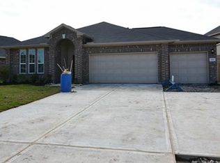810 Grassy Knoll Trl, La Marque, TX 77568