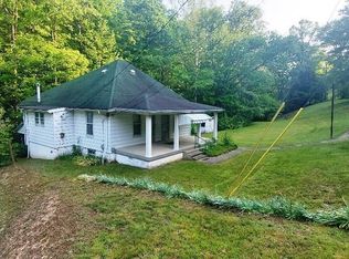 172 Saltlick Rd, Mannington, WV 26582