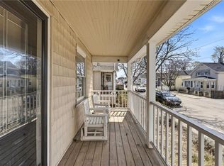 125 Ivy St, East Providence, RI 02914