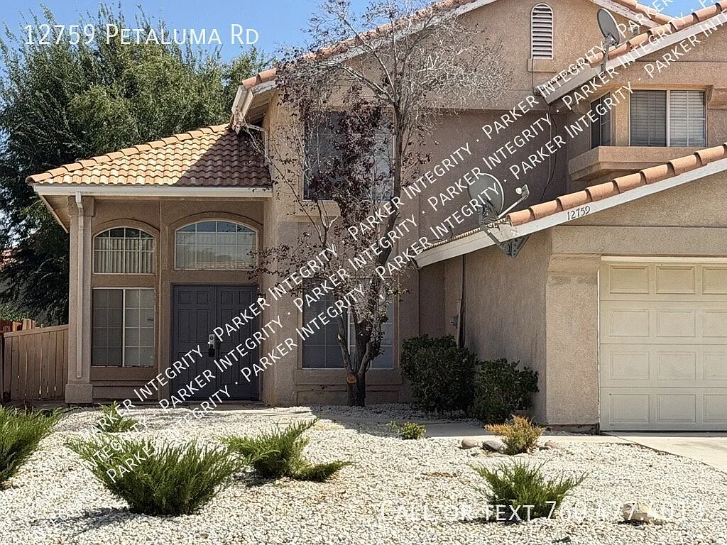 4 bed, 2152 sqft, $2,350 — Photo 3